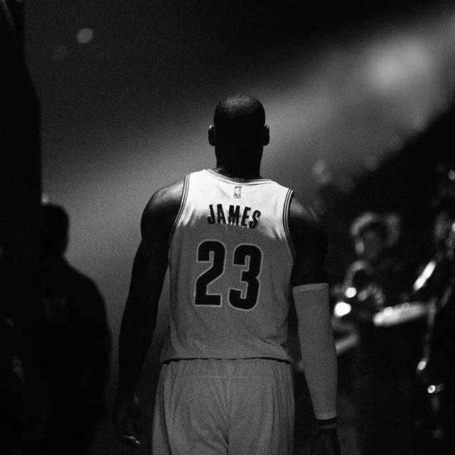 CBA新赛季比赛时长缩减至40分钟且球员5犯毕业，你的观感如何？（CBA新赛季改为40分钟与5犯离场，你怎么看比赛体验？）