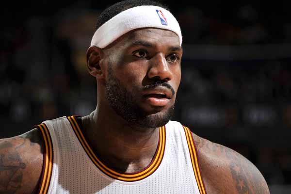 贝尔：被西媒抨击后我没有哭过，被批评我会继续奔跑和大笑（贝尔：遭西媒抨击我从未落泪，面对批评我仍会继续奔跑与大笑）